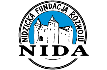 nidzicka fundacja rozwoju nida. Emblemat w kształcie koła, w centralnym punkcie zamek na niebieskim tle.