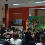 Spektakl teatralny pt. Na misiowych urodzinach najważniejsza jest rodzina